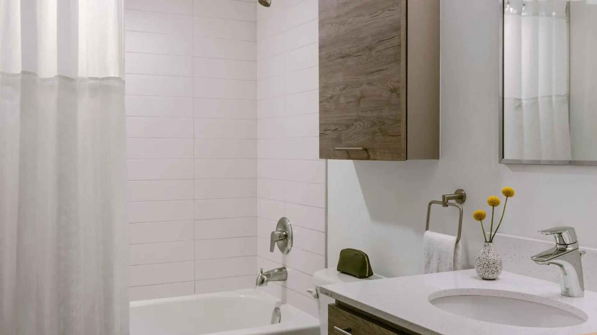 Sonder By Marriott Bonvoy The Liberty Apartments Liberty Village Toronto 4*,