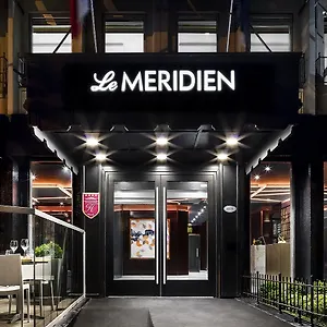 **** Hotel Le Meridien Versailles Canada