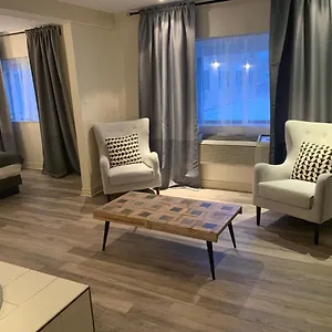 Newstar 3*, Montréal Canadá